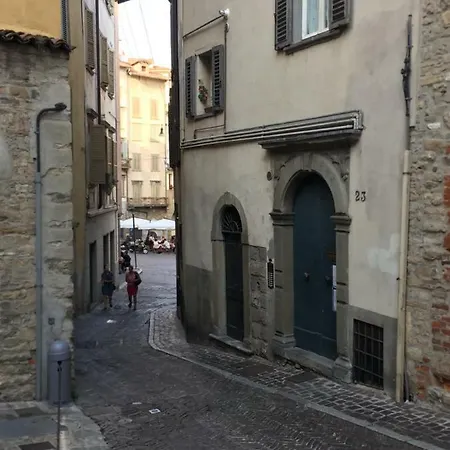 Le Muravenete